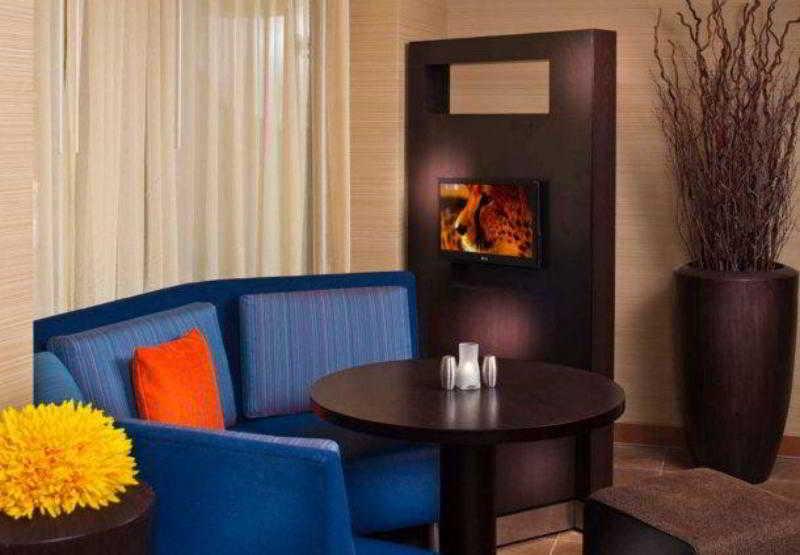 Spark By Hilton Birmingham Colonnade Exterior foto