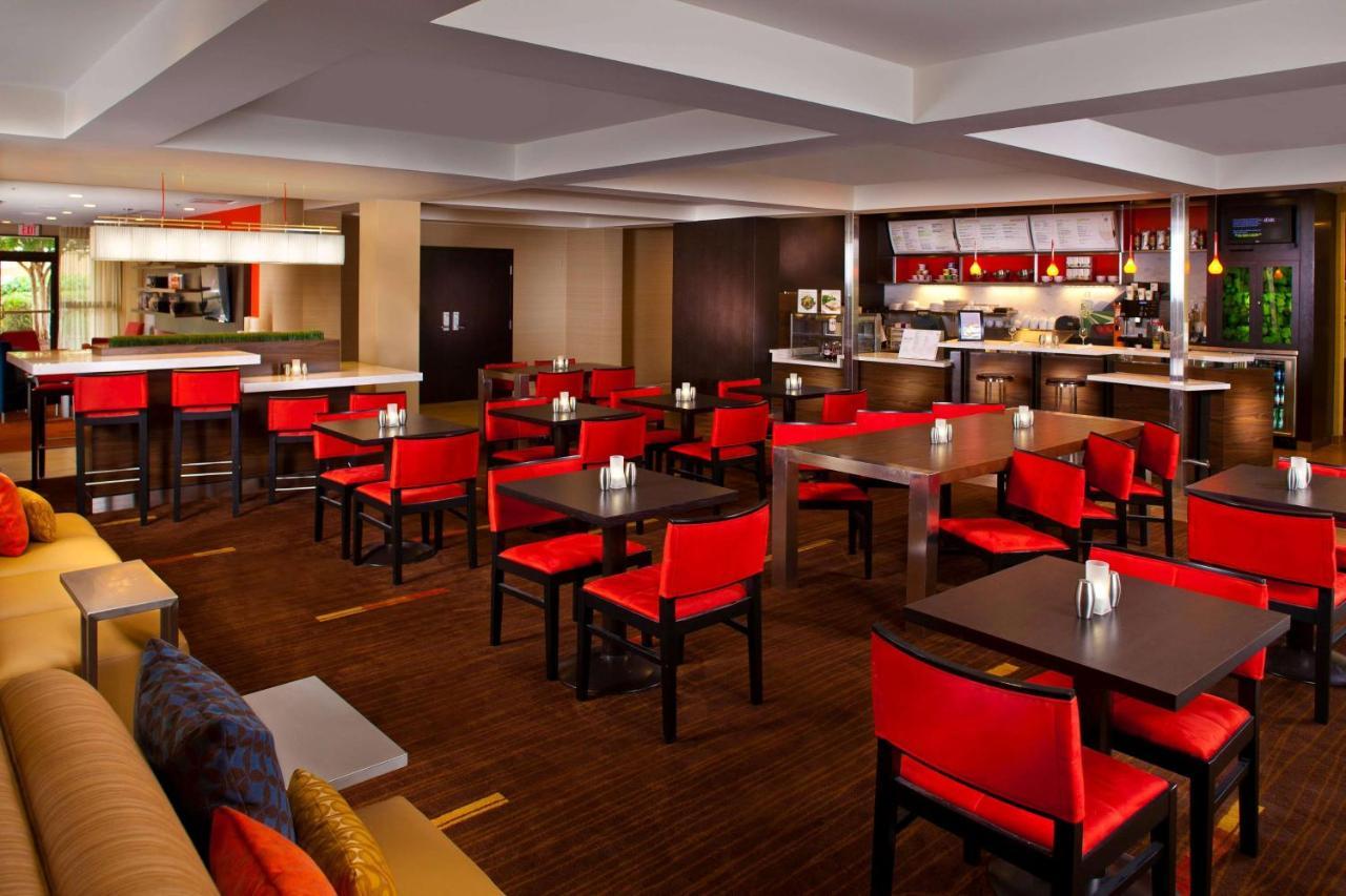 Spark By Hilton Birmingham Colonnade Exterior foto